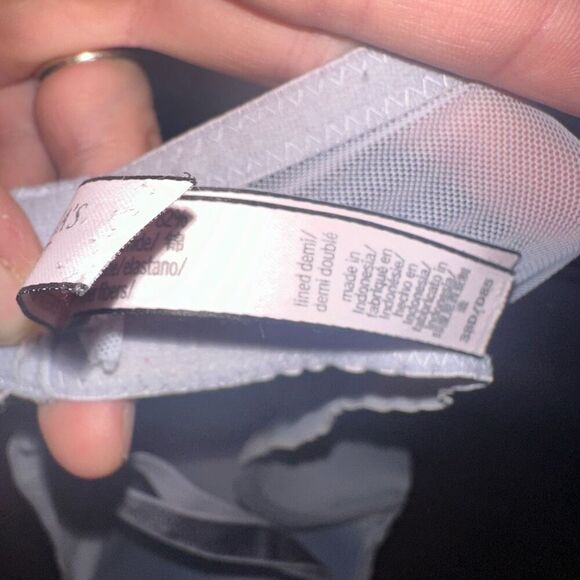 Victoria’s Secret 38D smoky blue leopard print bra - Picture 3 of 3